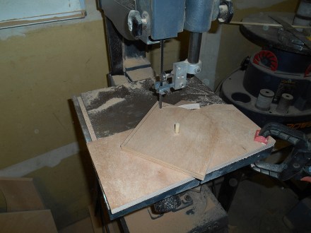 Doubler circle-cutting jig