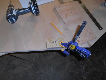 Hole-cutting jig