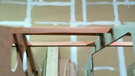 I'd say this is a Hermes-quality scarf (ignore the one in back of it).  