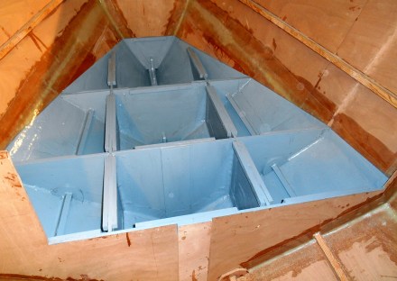 Area under berth flats -- loads of storage.