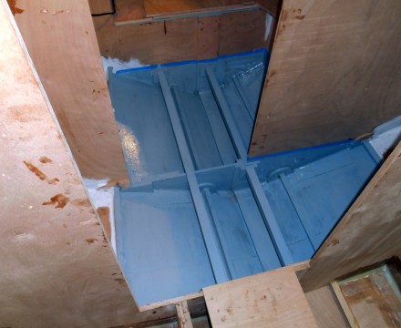 Forecabin bilge looks nice all painted up