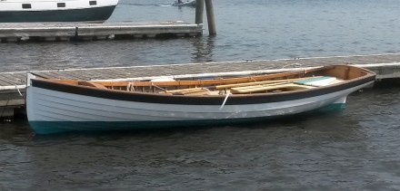 Alva Starr -- beautiful curves, great lines